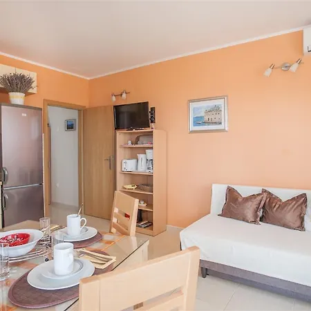 Apartment Matea *